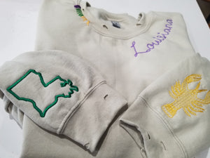 Louisiana distressed embroidered gildan sweatshirt