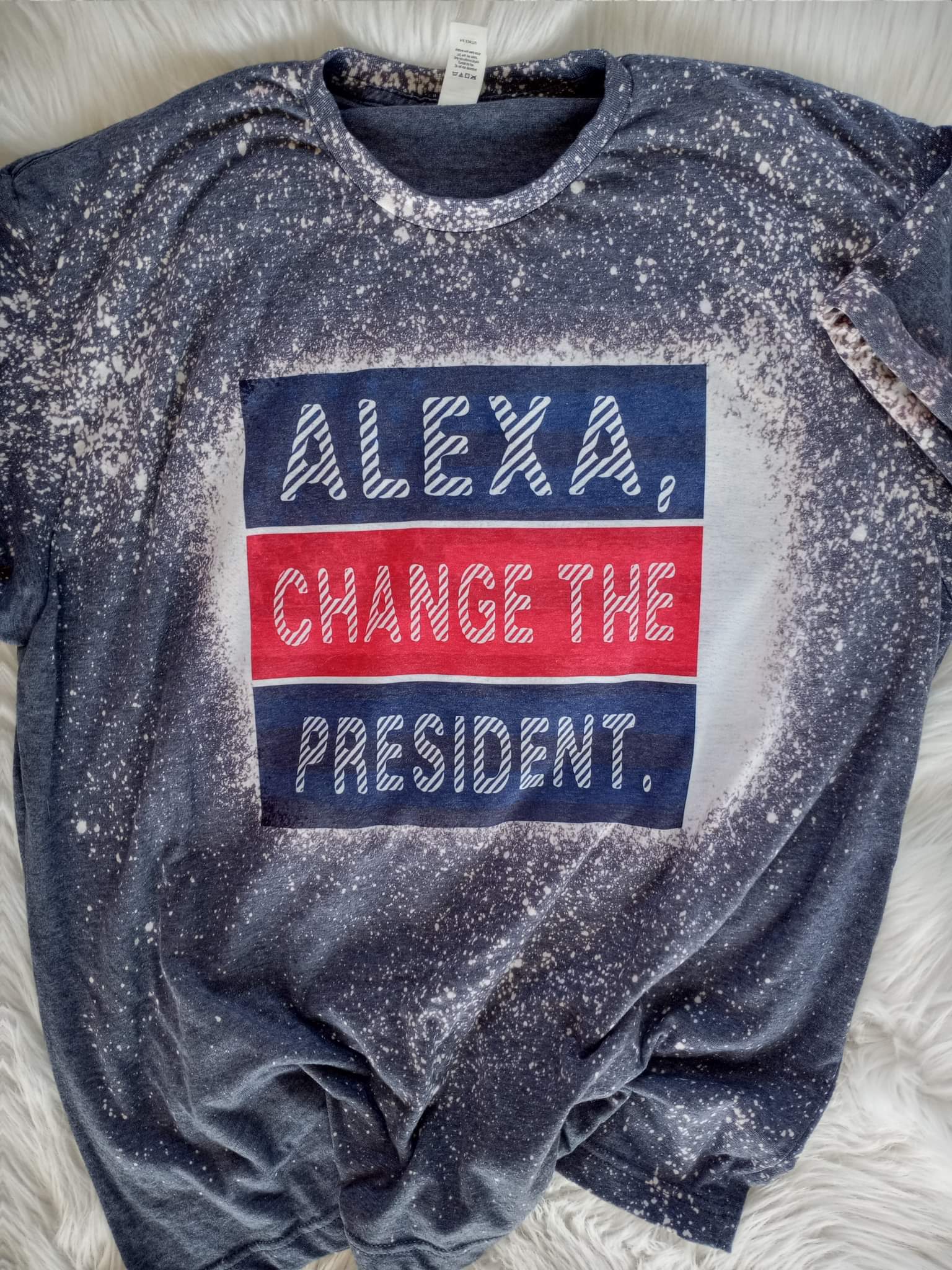 Alexa Change the President Navy Bleached tee